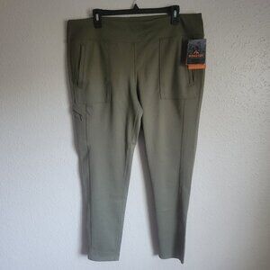 Ridgecut Woman's Pants